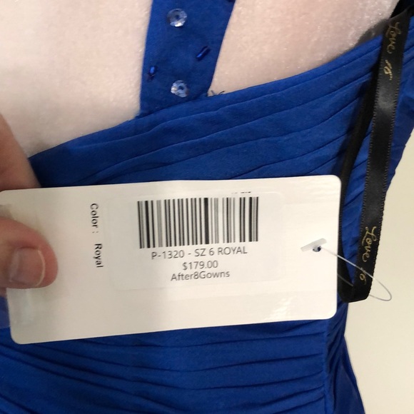 Royal chiffon one shoulder - Picture 6 of 11